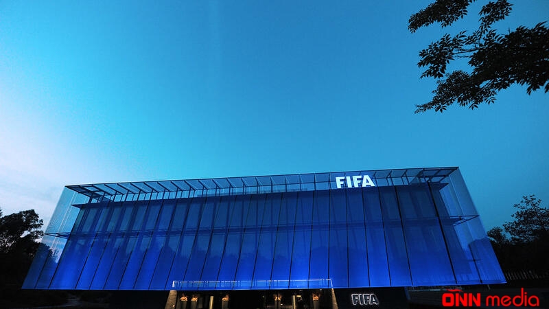 FİFA transfer qaydalarını DƏYİŞDİRDİ