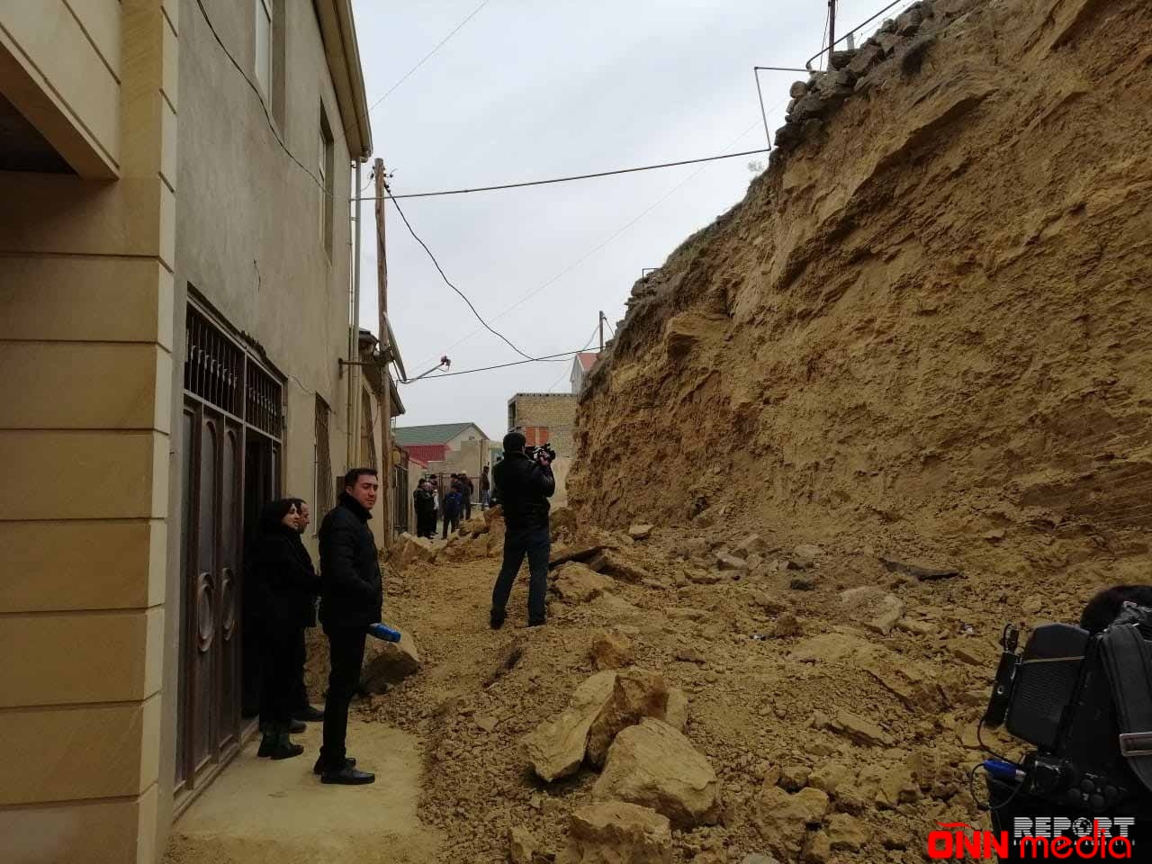 Nazirlik: Badamdardakı uçqun ərazisində yeni təhlükə yoxdur