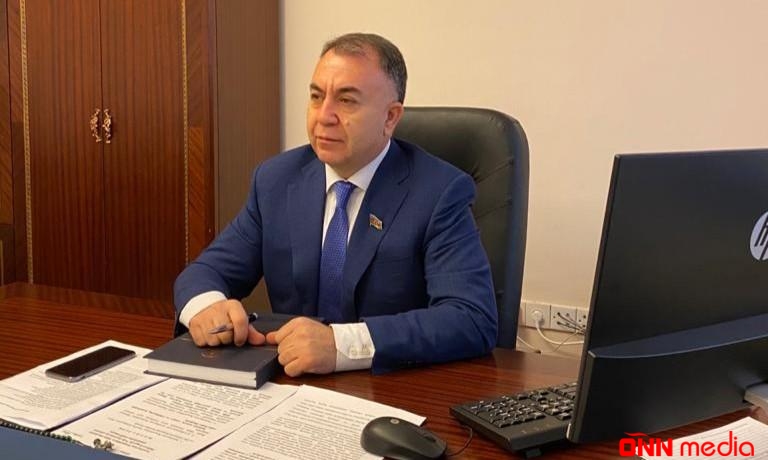 “AĞLI BAŞINDA, İXTİYARI ÖZÜNDƏ OLAN SİYASƏTÇİ BELƏ EDƏRDİMİ?...” – “Məgər xaricdə bizi bizdən çox istəyirlər?”