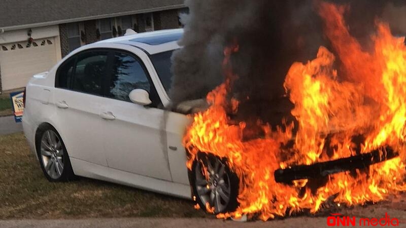 Bakıda AĞIR QƏZA: "BMW" yandı