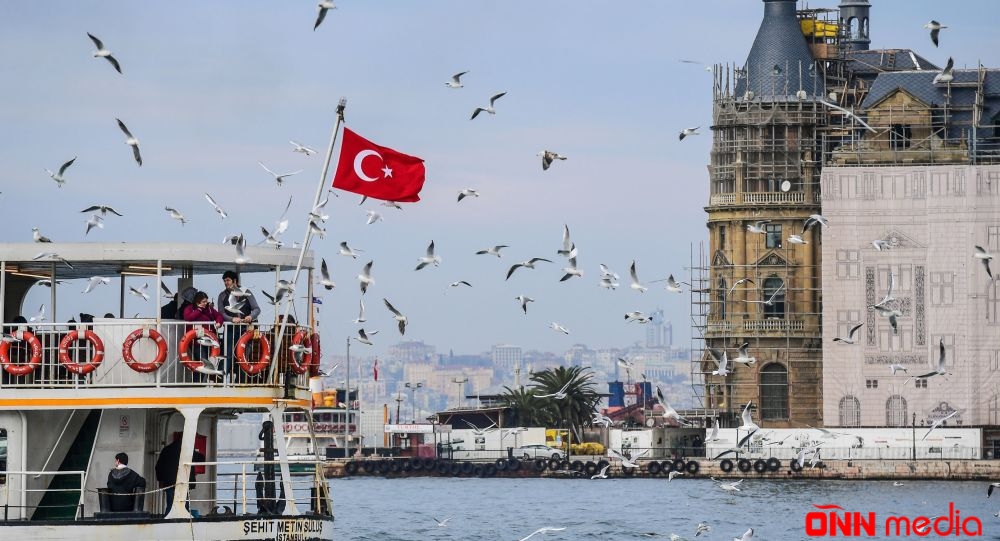 Qardaş ölkə erməniləri ölkədən çıxara bilər