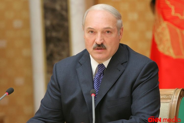 Lukaşenkodan XƏBƏRDARLIQ: "Özünüzdən küsün..."