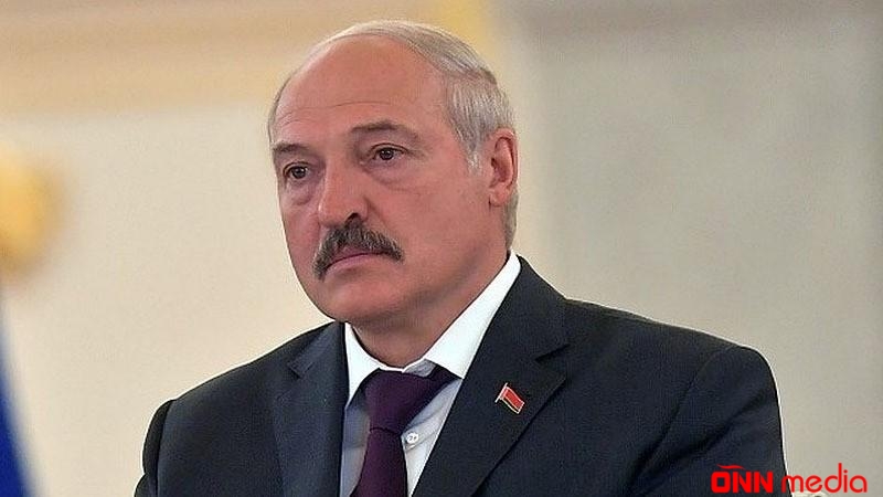 Lukaşenko: Ukraynanı diz çökdürmək istəsəydik...