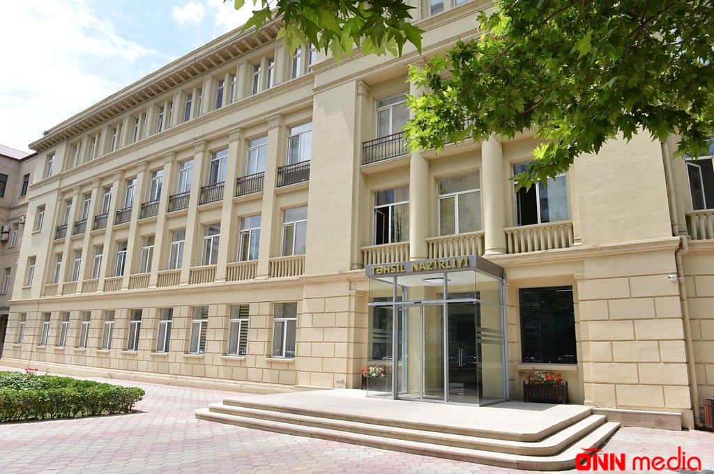 Təhsil Nazirliyi dərsliklərlə bağlı xarici şirkətlə əməkdaşlığa başladı