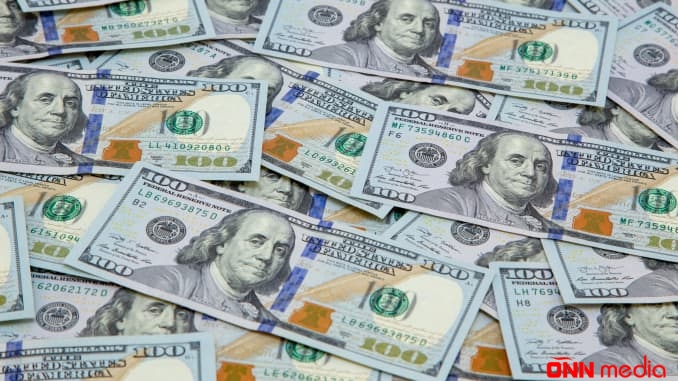 Dolların qiyməti açıqlandı - RƏSMİ MƏZƏNNƏ