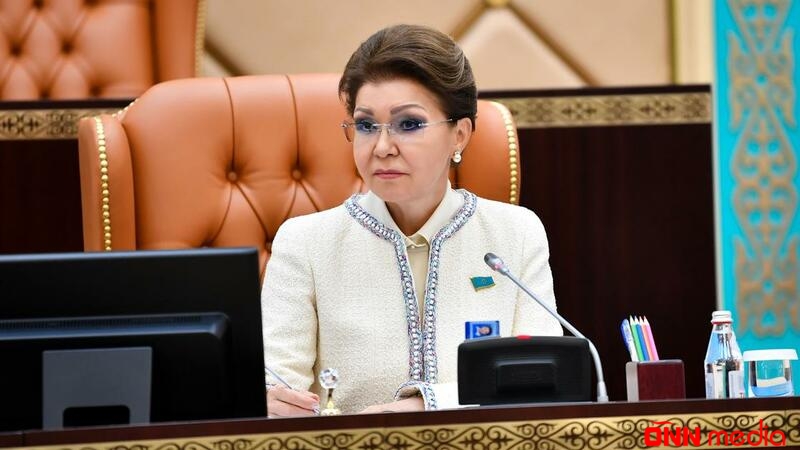 Nazarbayevin qızı yenidən parlamentə qayıtdı
