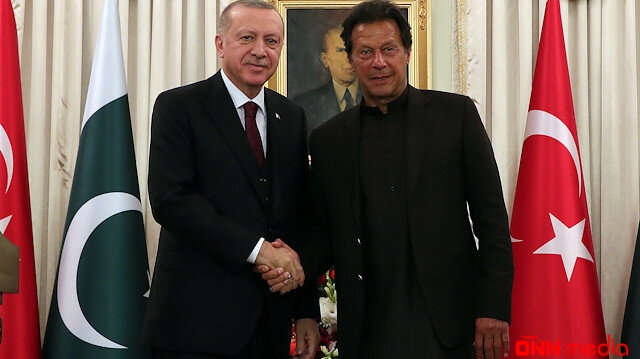 Ərdoğanla buna qarşı mübarizə aparırıq – İmran Xan