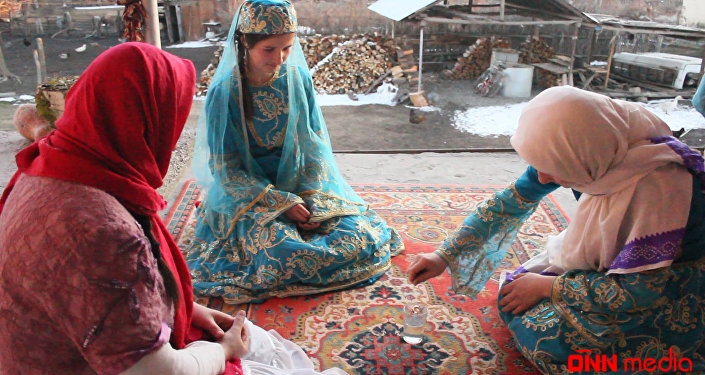 Qızlar üçün maraqlı NOVRUZ FALLARI