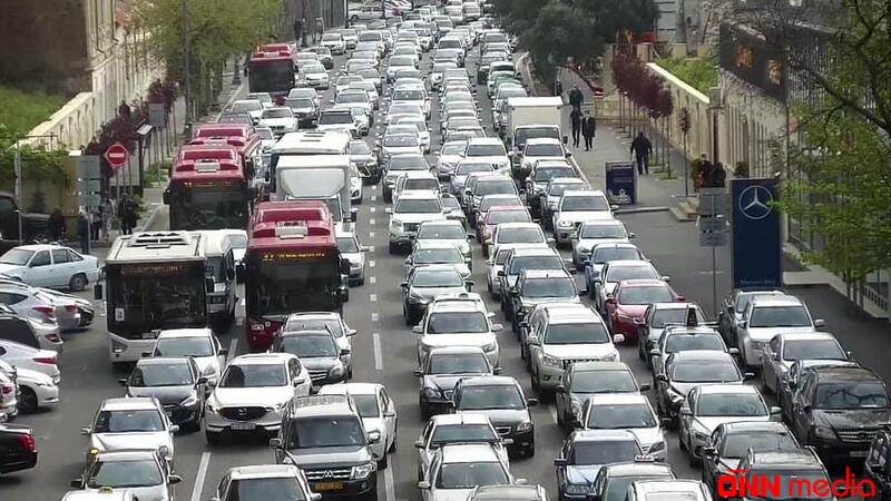 11 marşrut xətti üzrə avtobuslar gecikir
