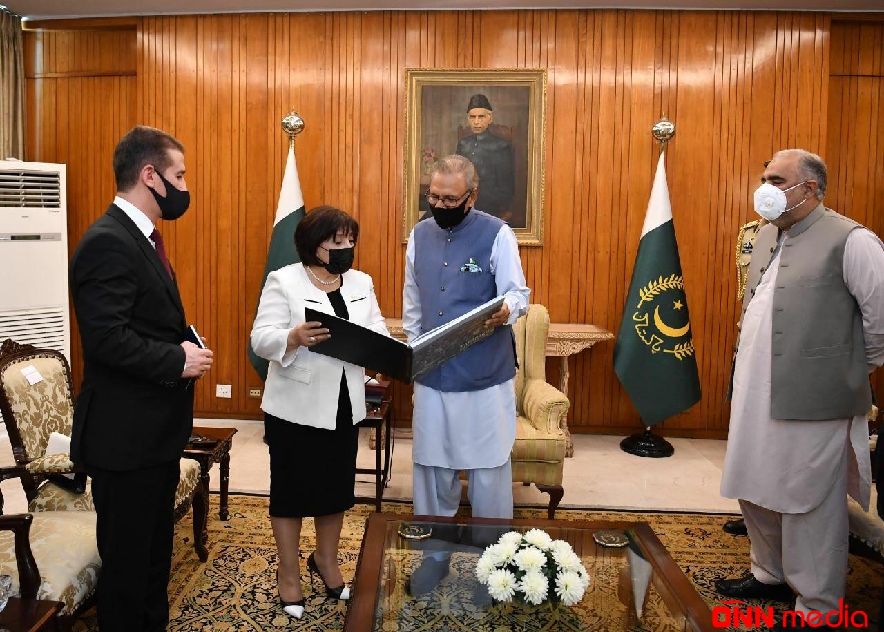 Sahibə Qafarova Pakistan prezidenti ilə görüşdü