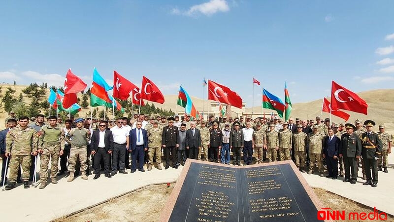 Acıdərə Türk şəhidliyinə yürüş keçirildi