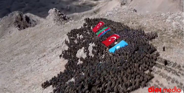 Türkiyədə  3000 komando dağa çıxaraq şəhidlərimizi yad etdi