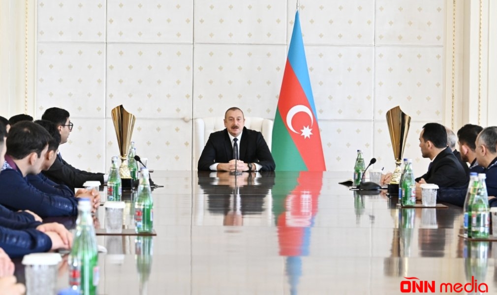 İlham Əliyev Azərbaycan millisinin üzvlərini qəbul etdi - YENİLƏNDİ