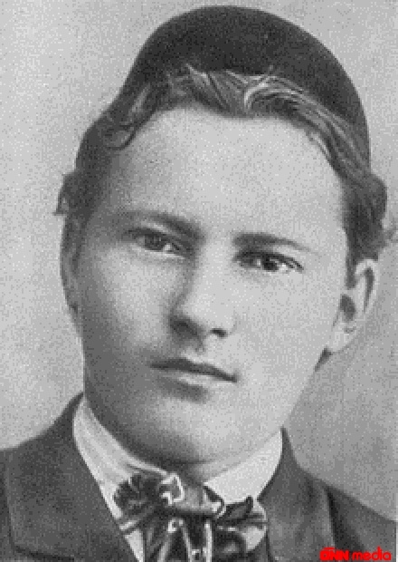 Bu gün Abdulla Tuqayın vəfat etdiyi gündür