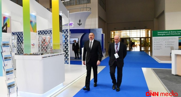 İlham Əliyev Bakı Enerji Həftəsi çərçivəsində keçirilən sərginin açılış mərasimində iştirak edib - YENİLƏNİB