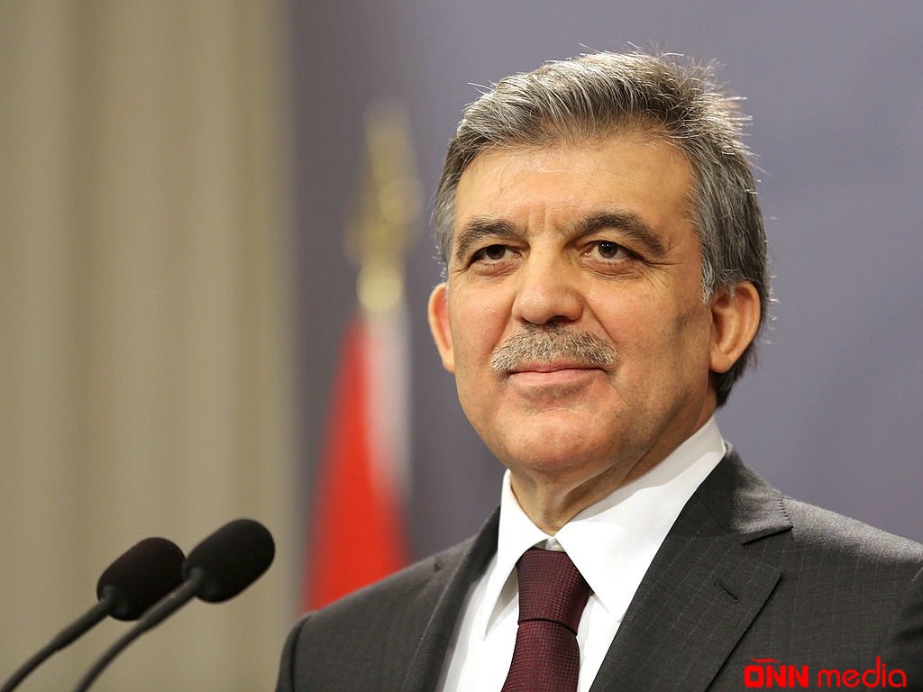 Abdullah Gül koronavirusa yoluxdu