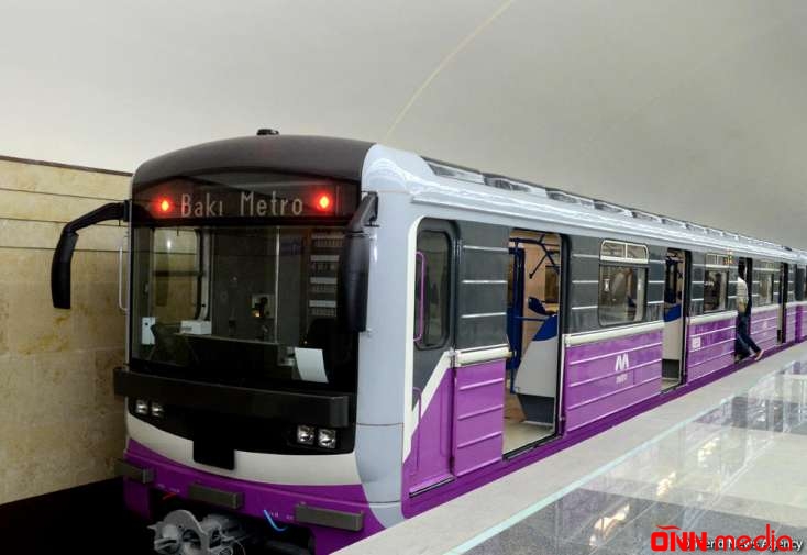 Bakı metrosunda qatarlar niyə gecikib?