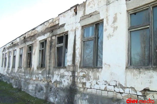 Ucarda kənd xəstəxanasından biyabırçı görüntü