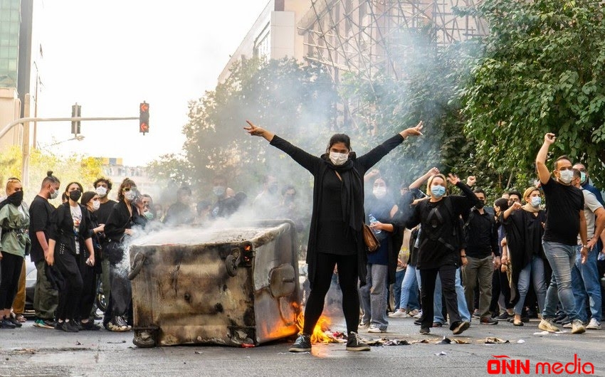 İran etirazçıları necə qorxutmaq istəyir?