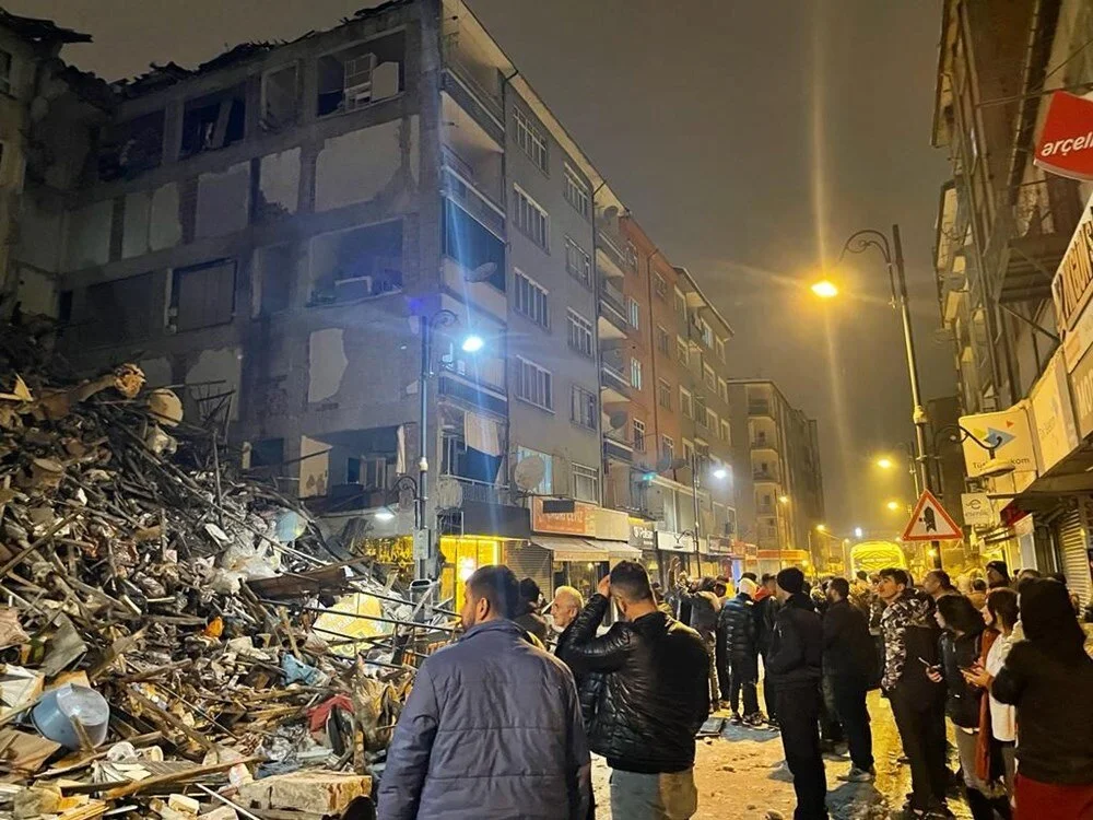 Türkiyədə yenidən zəlzələ oldu