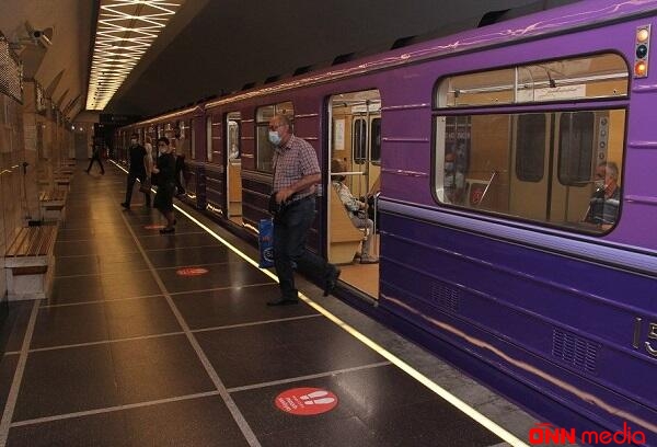 Metronun bu stansiyalarında işıqlar söndü