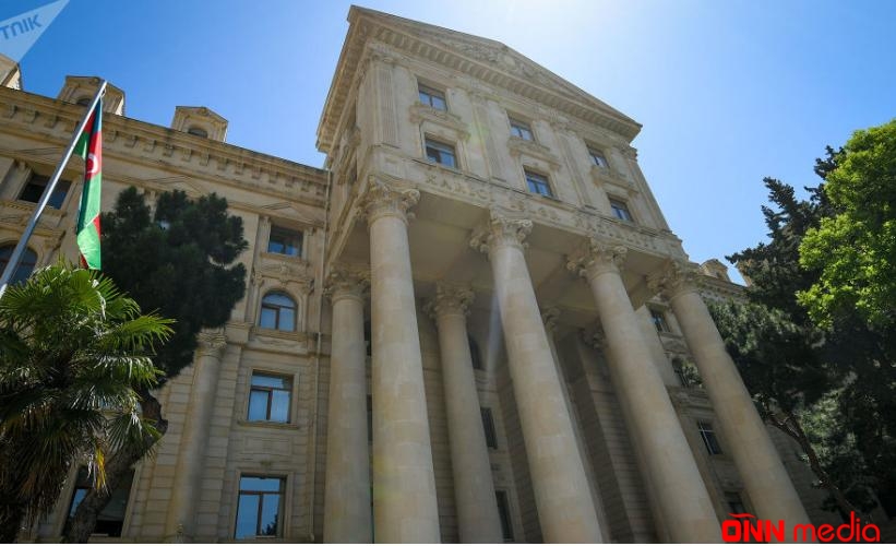 XİN Qaçqınlar Günü ilə bağlı paylaşım etdi