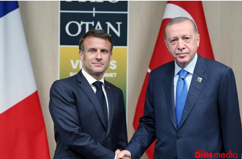 Ərdoğan Makronla görüşdü