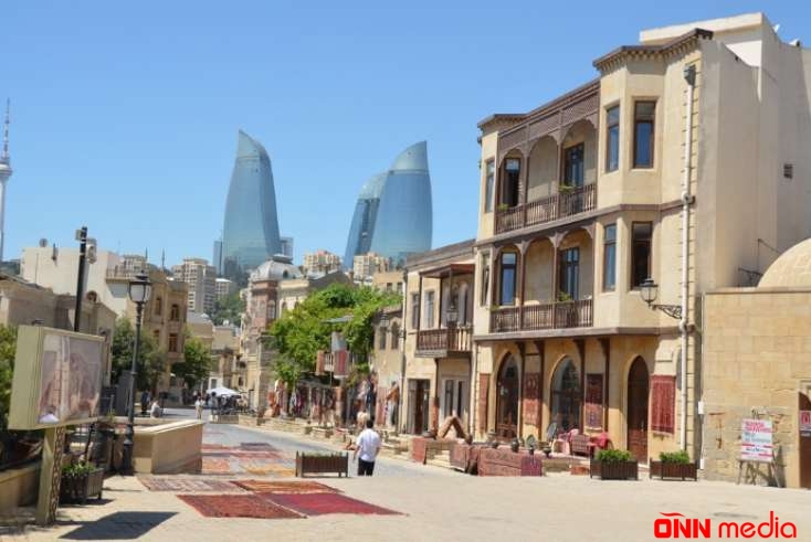 İçərişəhərdə söyüş söyən şəxsə bu CƏZA VERİLDİ