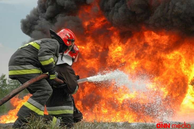 Bakıda 8 otaqlı evdə yanğın olub - Xəsarət alan var