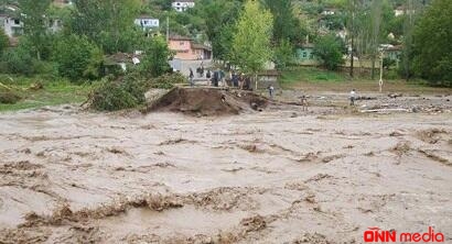 Bəzi ərazilərdən leysan keçdi