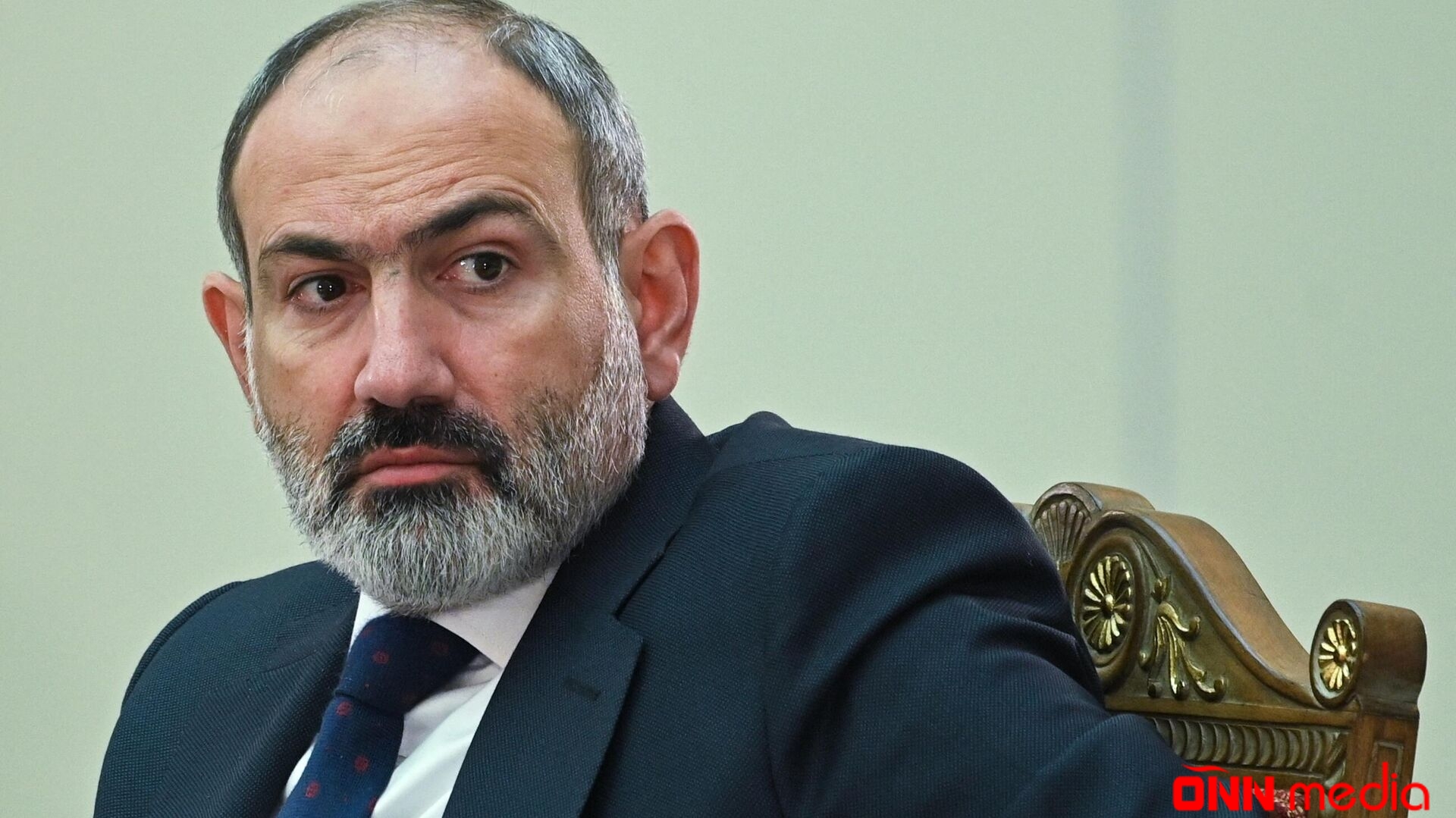 Paşinyan Qarabağdan köçənlərdən danışdı