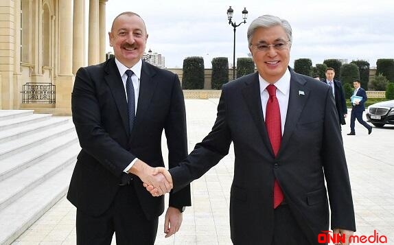 İlham Əliyev qazaxıstanlı həmkarı ilə görüşdü
