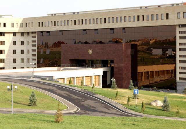 Ermənistana silah daşınır- NƏ BAŞ VERİR?
