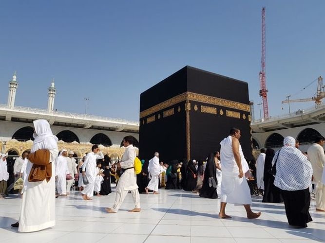 Həcc və Ümrə ziyarəti üçün ayrı viza lazımdır