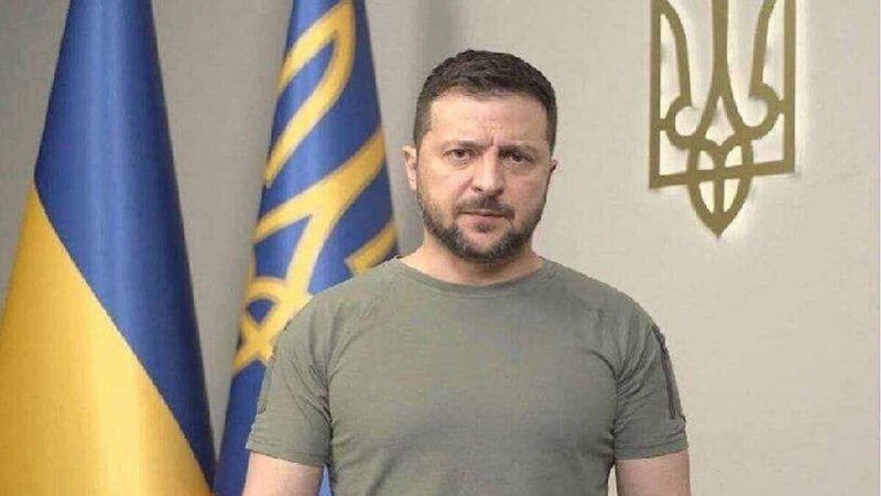 Zelenski bu şəxsləri niyə tənqid etdi?