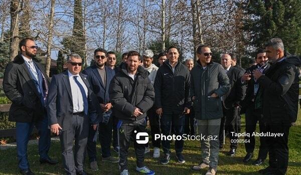 Messi Bakıda Qarabağ atlarını izlədi