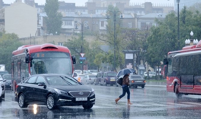 Bakıda bu yollarda sıxlıq müşahidə edilir - Siyahı