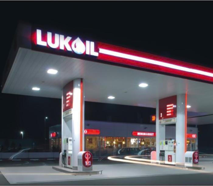 "Lukoil" benzinə su qatır?