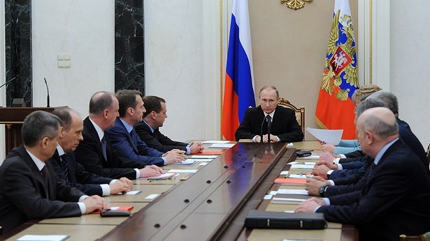 Putin TŞ-ni toplayır: qapalı olacaq