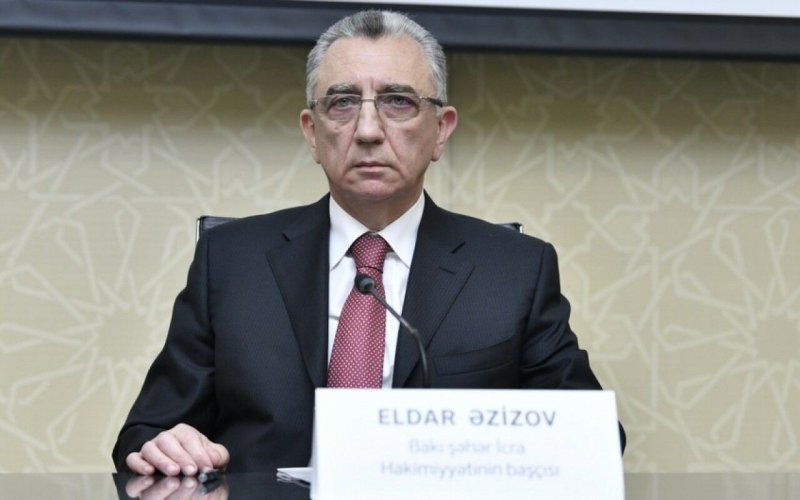 Eldar Əzizov rəisi işdən çıxartdı