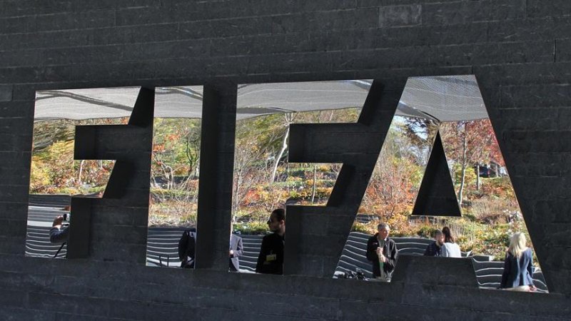FİFA Ukraynanı cəzalandırdı