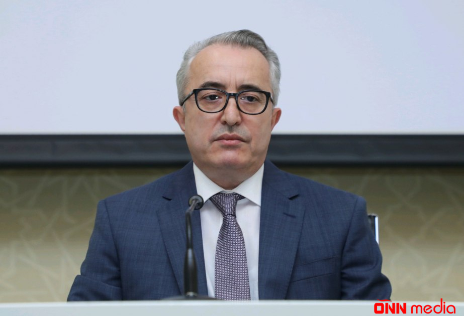 İlham Əliyev İbrahim Məmmədovu təltif etdi