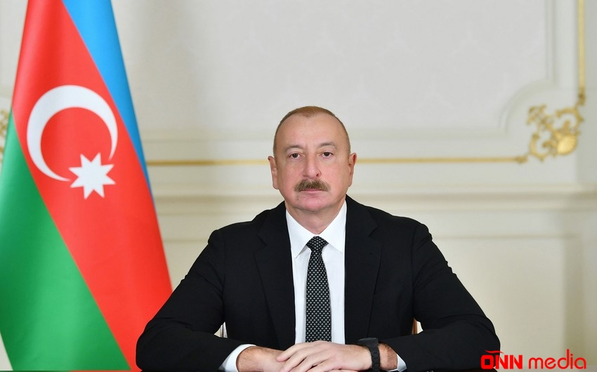 İlham Əliyev həmkarını təbrik etdi