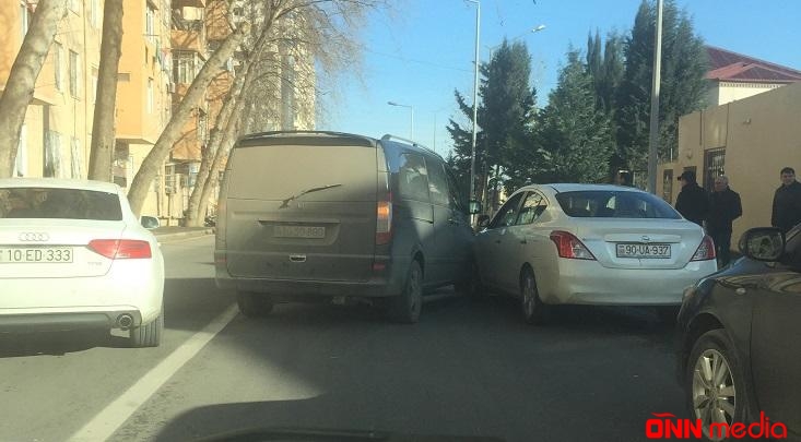 Sumqayıt- Bakı yolunda zəncirvari qəza olub