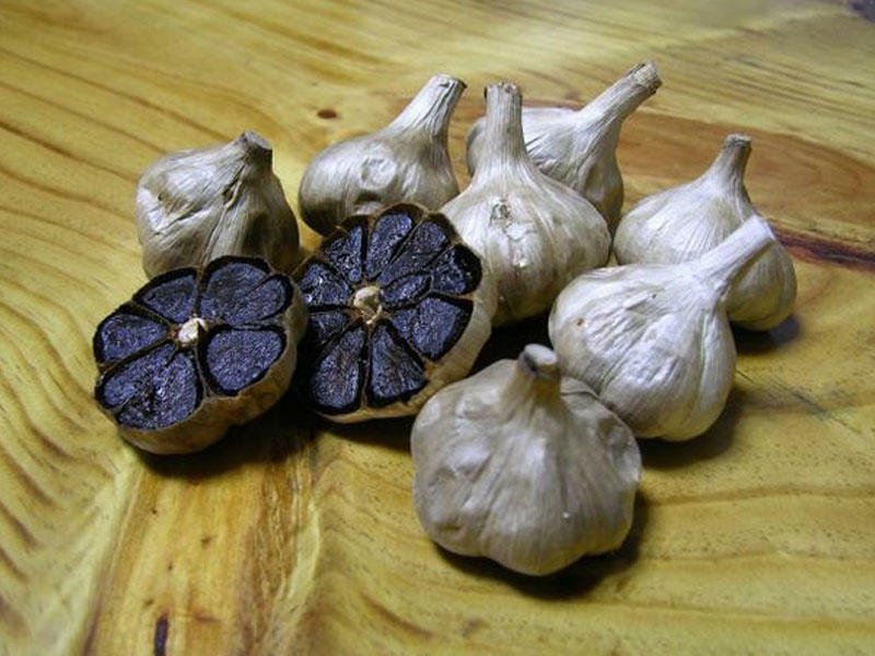 Hərgün sarmısağı bişirib yesəz nələr olar?
