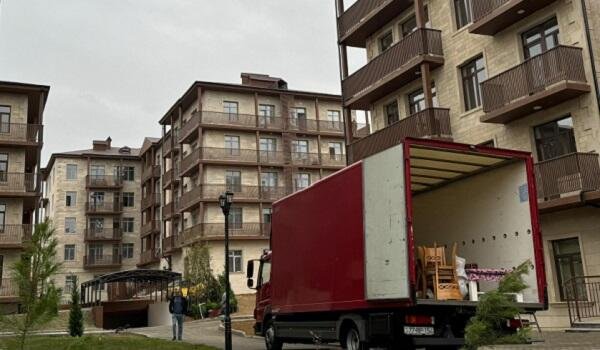 Daha 42 ailə Cəbrayıla yola salındı