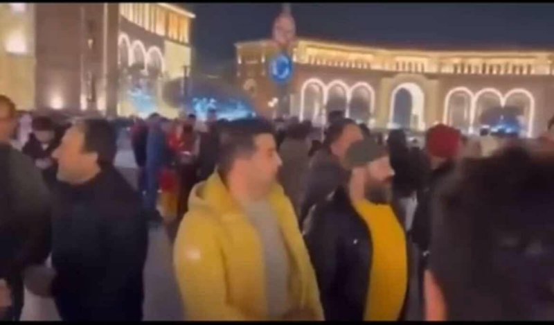 İrəvanda "Qarabağ" mahnısını oxuyan şəxsi həbs etdilər