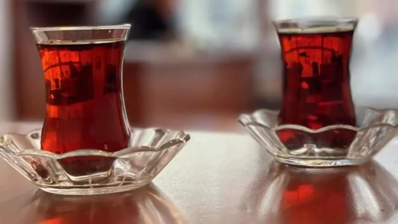 Çayı səf dəmləsək nələr baş verər?