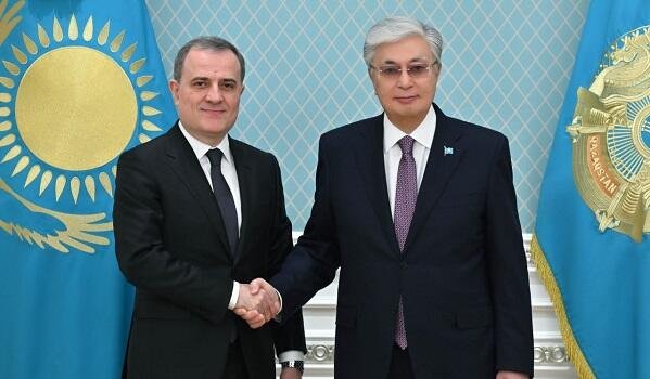 Ceyhun Bayramov Tokayevlə görüşüb