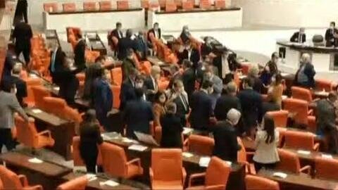 Türkiyəli deputatlar dava saldı